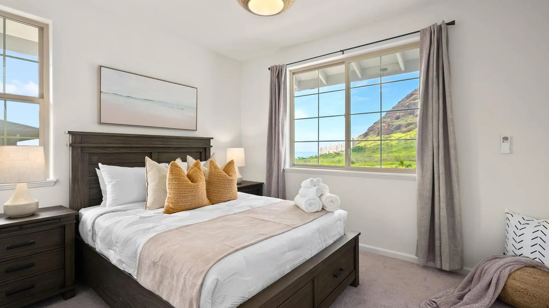 Mauna View By Avantstay 10Min To Beach Backyard Waianae 0*,  United States