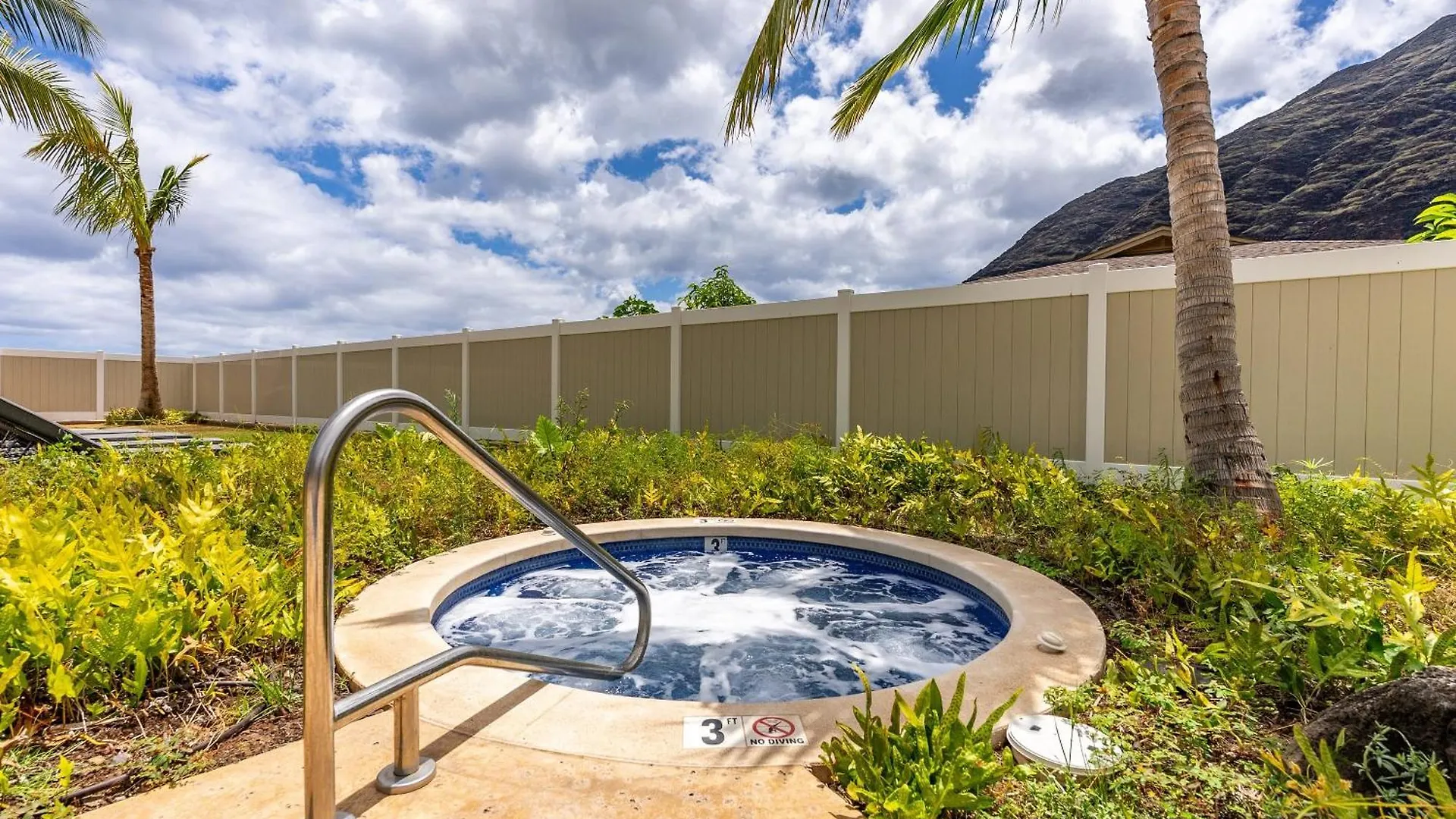Mauna View By Avantstay 10Min To Beach Backyard Waianae
